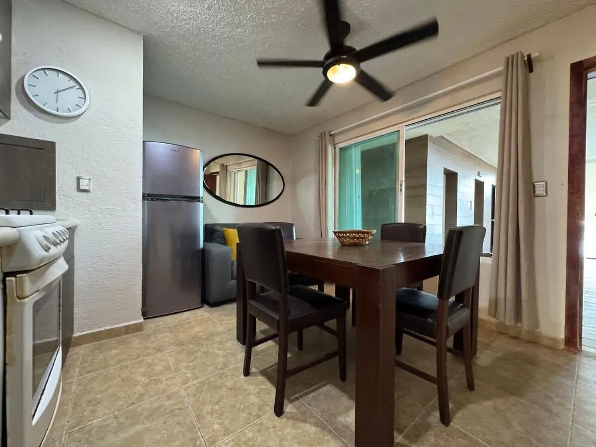 Favorito De Todos - Depto En Condominio Con Playa كانكون 0*,  المكسيك