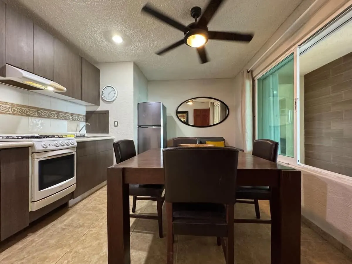 Favorito De Todos - Depto En Condominio Con Playa كانكون 0*,  المكسيك