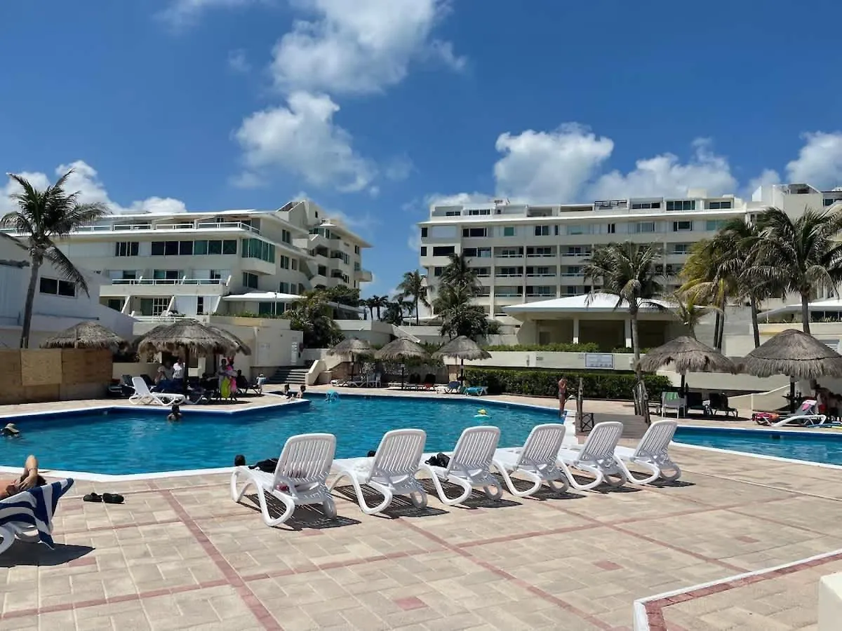 Favorito De Todos - Depto En Condominio Con Playa كانكون 0*,