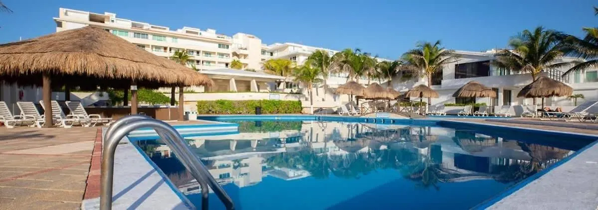 Favorito De Todos - Depto En Condominio Con Playa كانكون 0*,  المكسيك